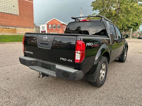 Used 2012 Nissan Frontier PRO-4X w/ Pro-4x Luxury Pkg AWD/4WD image 5