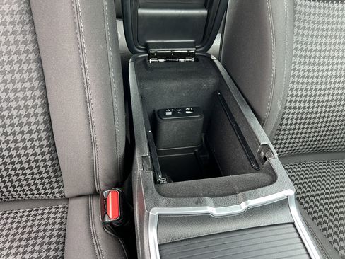 Used 2023 Dodge Charger GT image 23