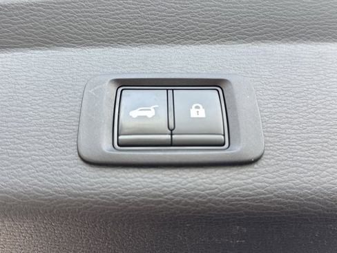 Used 2023 Mitsubishi Outlander SE FWD image 12