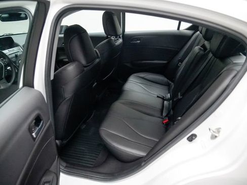 Used 2019 Acura ILX FWD image 11