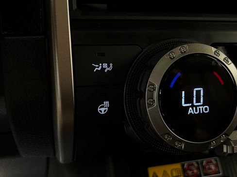 Used 2026 Toyota 4Runner Limited AWD/4WD image 22