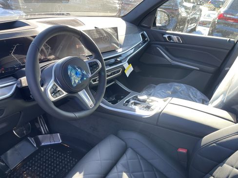 New 2026 BMW X5 xDrive40i w/ M Sport Package image 8
