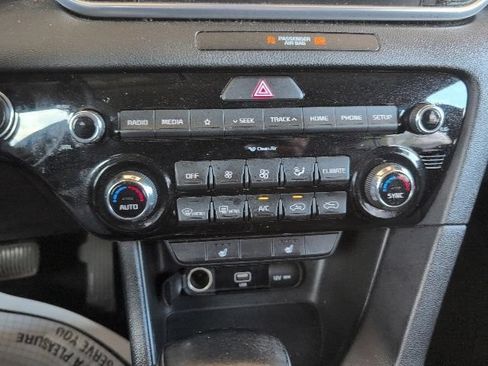 Used 2021 Kia Sportage EX AWD/4WD image 21