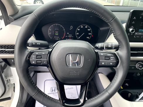 Used 2023 Honda HR-V EX-L image 12