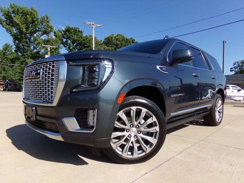 Used 2021 GMC Yukon Denali w/ Denali Ultimate Package AWD/4WD image 14