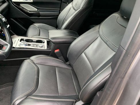 Used 2022 Ford Explorer ST w/ Equipment Group 401A AWD/4WD image 19