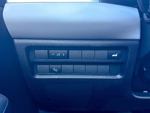 New 2025 Mitsubishi Outlander AWD image 45