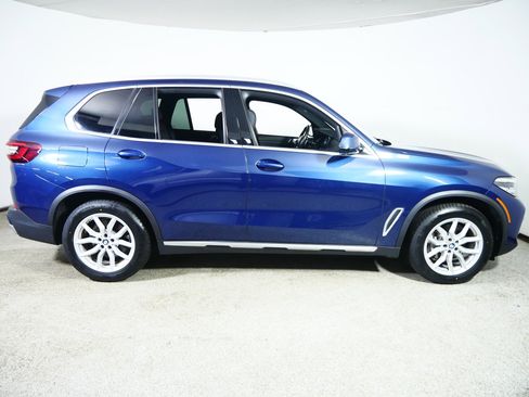 Used 2022 BMW X5 xDrive40i w/ Premium Package image 8