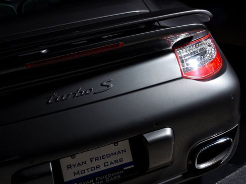 Used 2011 Porsche 911 Turbo S AWD/4WD image 8