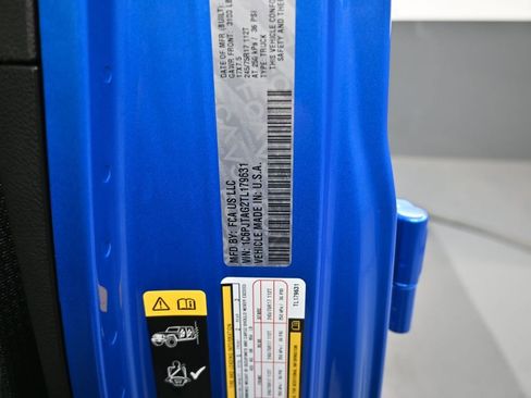 New 2026 Jeep Gladiator Sport image 20