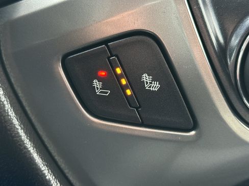 Used 2017 Chevrolet Silverado 1500 LT w/ All Star Edition image 37