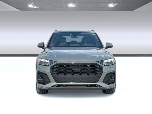 Used 2023 Audi Q5 e Premium Plus w/ Premium Plus Package AWD/4WD image 6