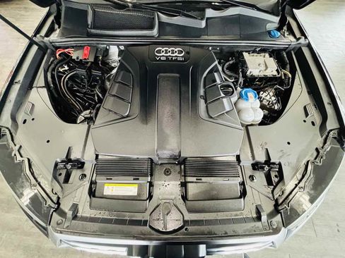 Used 2017 Audi Q7 3.0T Premium Plus AWD/4WD image 21