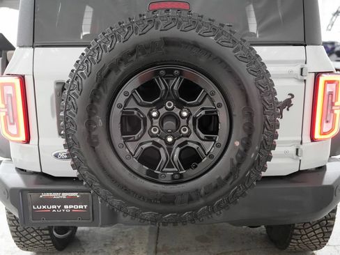 Used 2024 Ford Bronco Wildtrak AWD/4WD image 42
