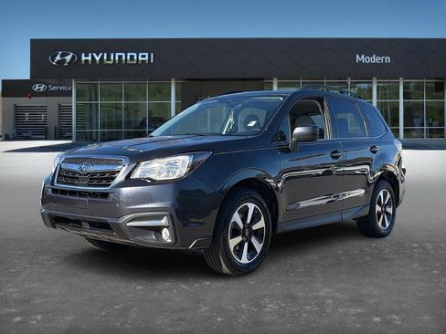 Used 2018 Subaru Forester 2.5i Limited image 1