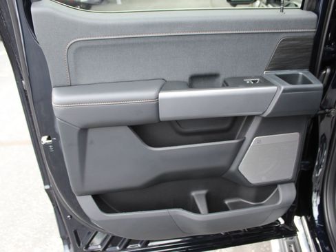 New 2025 Ford F150 Lariat w/ Equipment Group 502A High image 15