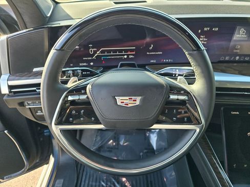 Used 2025 Cadillac Escalade Sport Platinum image 16