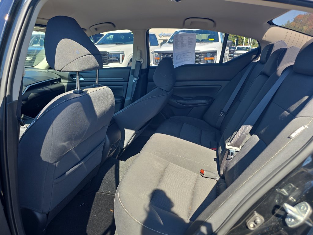 Used 2019 Nissan Altima 2.5 S FWD image 16