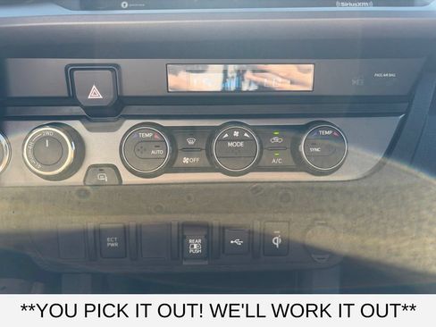 Used 2023 Toyota Tacoma TRD Sport AWD/4WD image 14