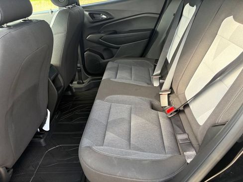 Used 2024 Chevrolet Trax RS w/ Driver Confidence Package FWD image 37