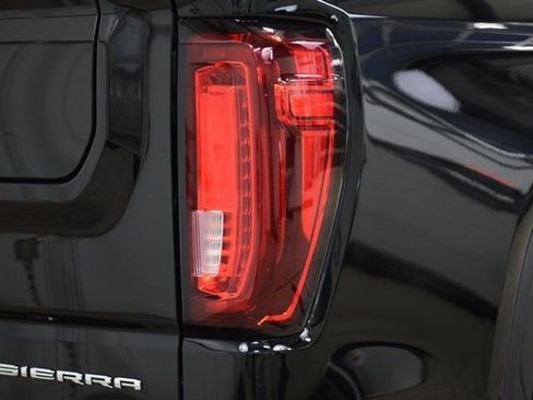 Used 2025 GMC Sierra 1500 Denali w/ Denali Reserve Package image 17
