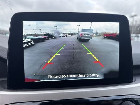 Certified 2022 Ford Escape SE w/ Cold Weather Package image 13