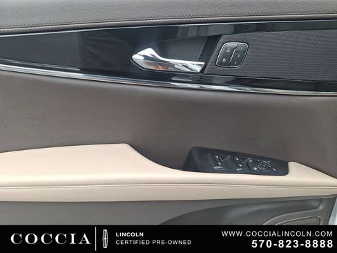 Certified 2023 Lincoln Nautilus Reserve AWD/4WD image 12