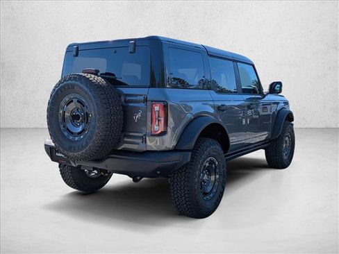 New 2025 Ford Bronco Badlands image 8