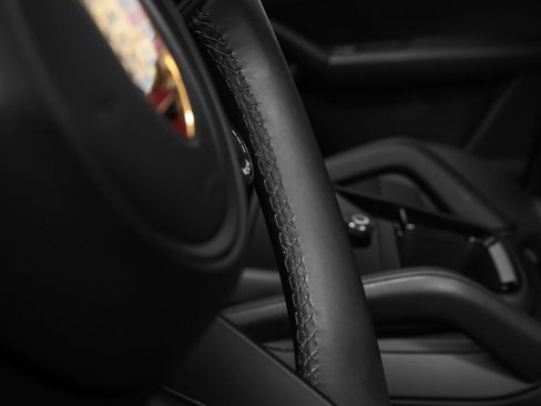 Certified 2024 Porsche Cayenne Coupe AWD/4WD image 37