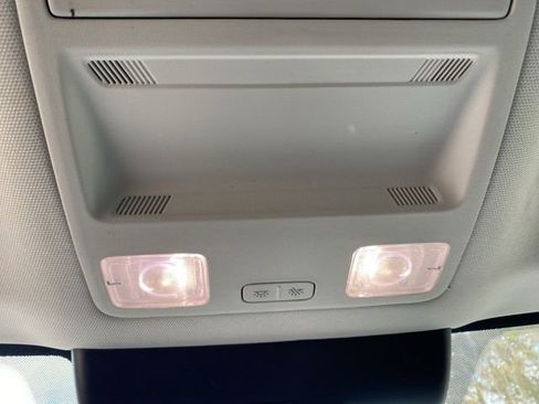 Used 2023 Ford Maverick XL image 14