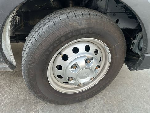 Used 2023 Ford Transit 250 Medium Roof AWD image 55