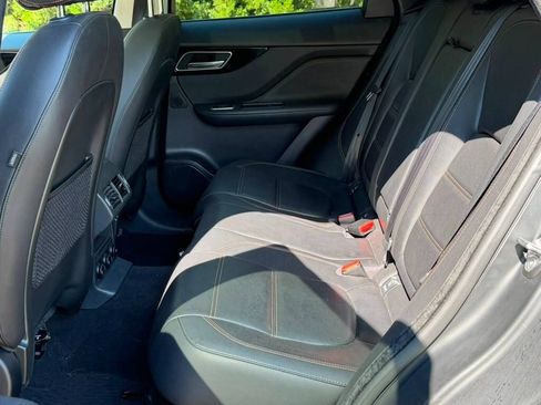Used 2017 Jaguar F-PACE Prestige AWD/4WD image 9