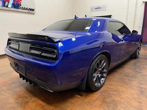 Used 2021 Dodge Challenger R/T Scat Pack RWD image 9