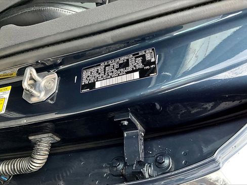 Used 2021 Volvo XC90 T5 Momentum w/ Protection Package Premier image 32