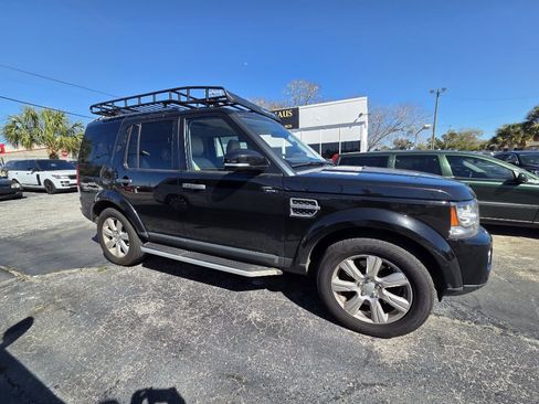 Used 2016 Land Rover LR4 HSE image 2