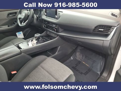 Used 2021 Nissan Rogue S image 31