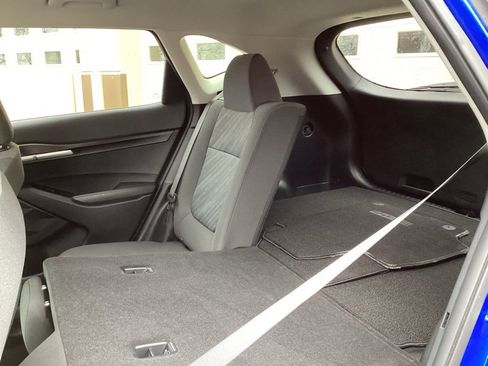 Used 2022 Kia Seltos LX image 19