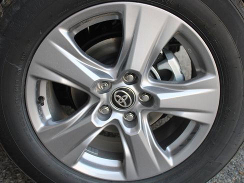 New 2025 Toyota RAV4 XLE image 10