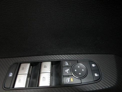 New 2025 Mitsubishi Outlander SEL image 21