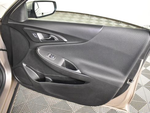 Used 2024 Chevrolet Malibu LT image 41