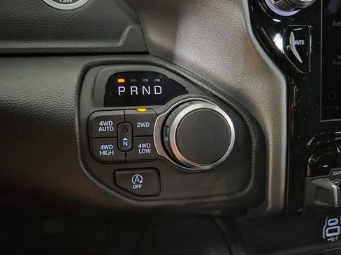New 2026 RAM 1500 4x4 Crew Cab image 18