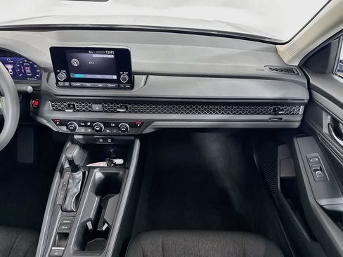 Used 2024 Honda Accord EX image 22