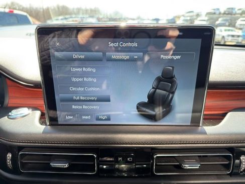 Used 2023 Lincoln Aviator Reserve w/ Equipment Group 201A image 37