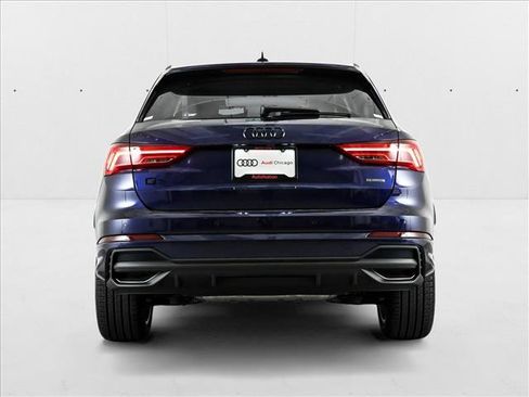 New 2025 Audi Q3 2.0T Premium image 4