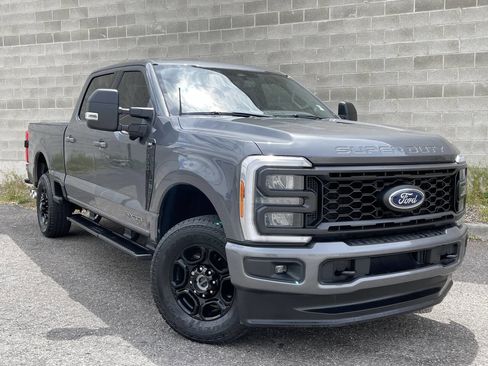 Used 2023 Ford F350 XLT w/ XLT Premium Package AWD/4WD image 1
