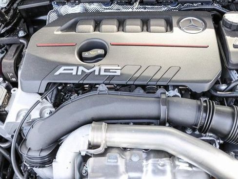 New 2025 Mercedes-Benz GLB 35 AMG 4MATIC image 25