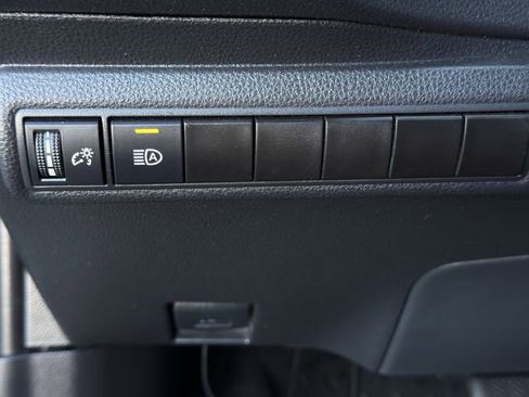 Used 2023 Toyota Corolla LE FWD image 21
