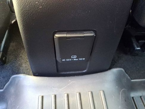 Used 2019 Chevrolet Trax LT image 11