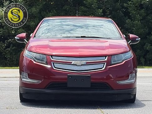Used 2013 Chevrolet Volt Premium w/ Premium Trim Package FWD image 2
