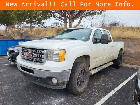 Used 2013 GMC Sierra 2500 SLT image 2